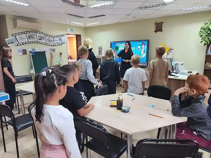 Зелёный сигнал светофора — движение разрешено
